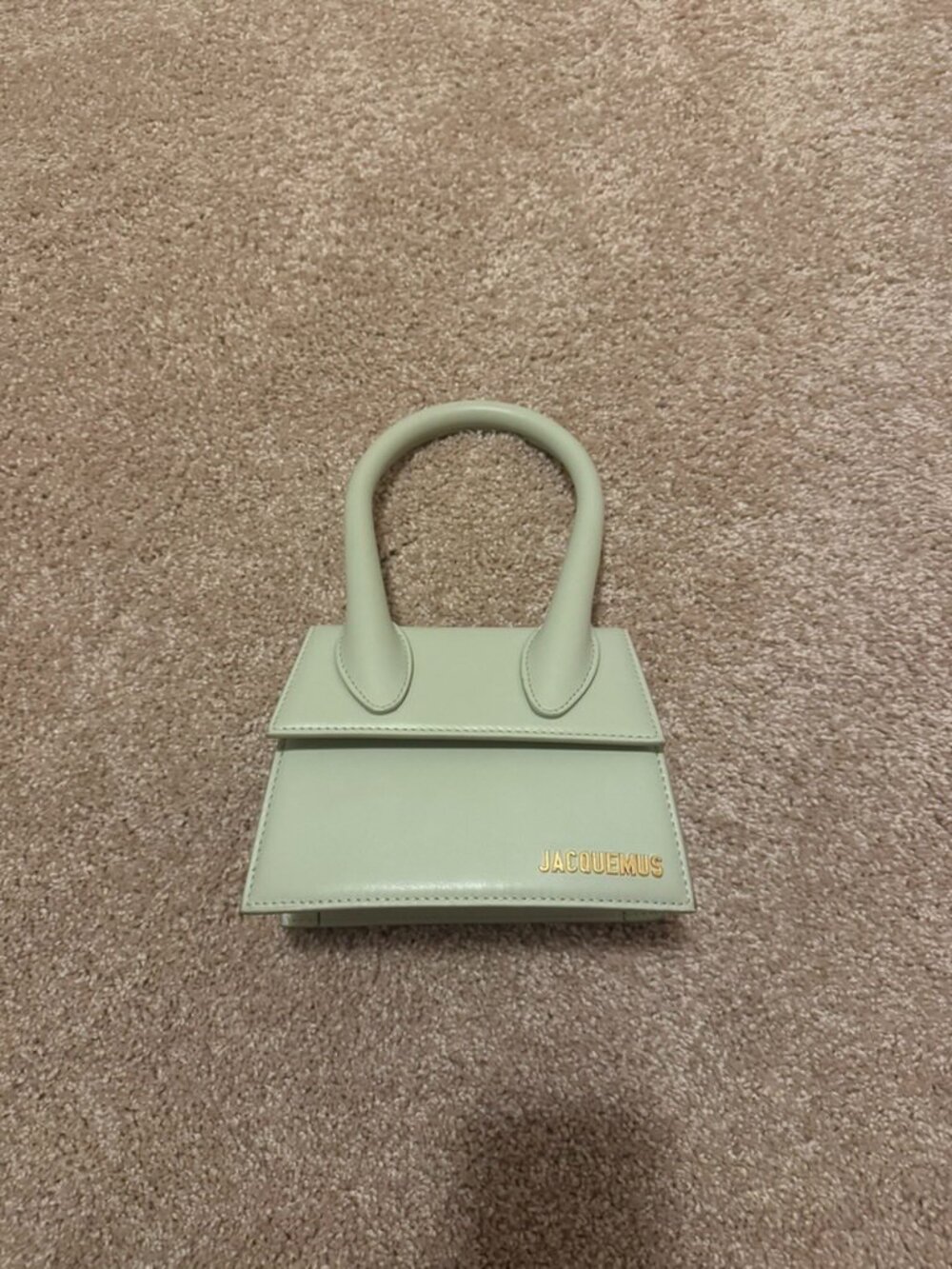 Jacquemus Le Chiquito Medium — Excellent Condition